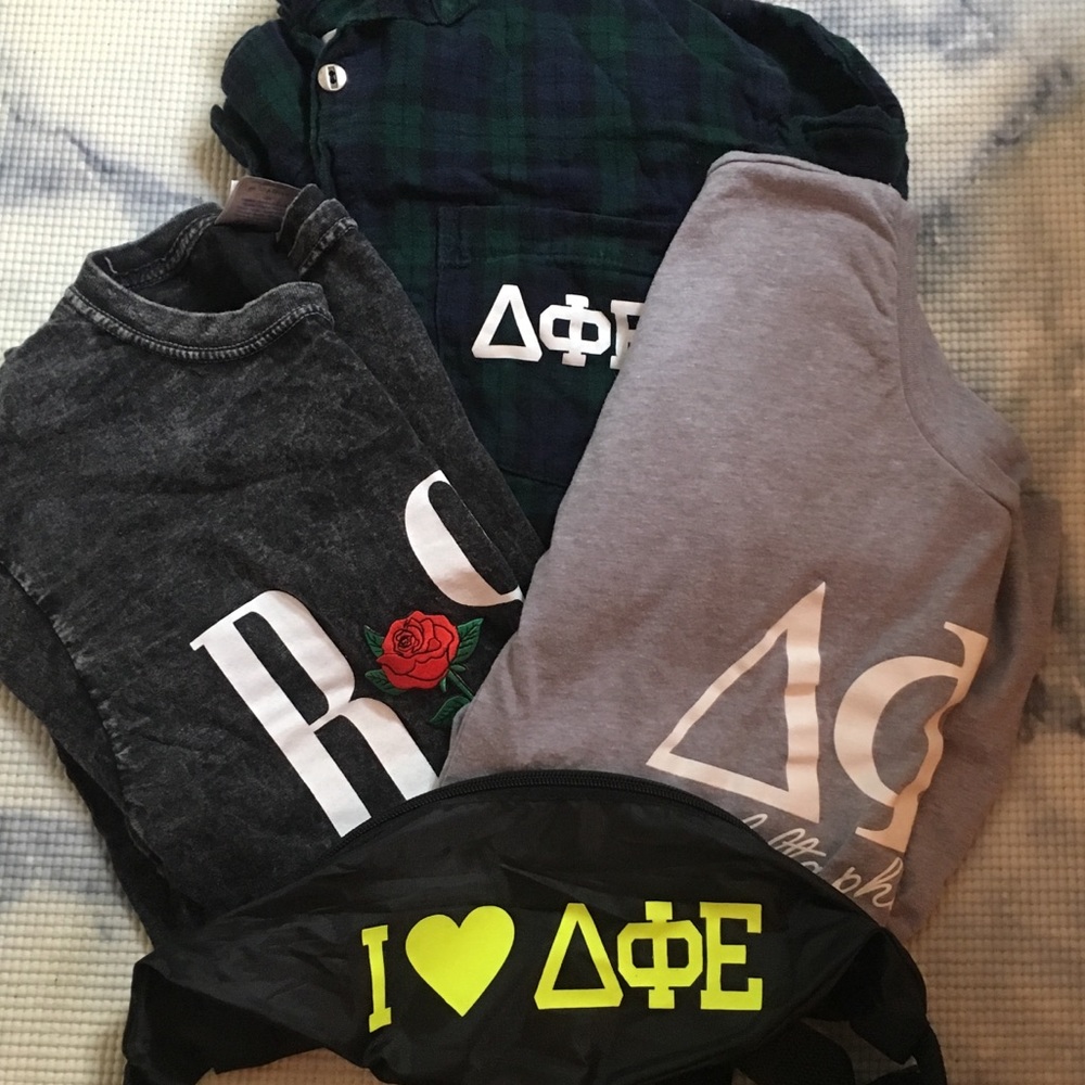 Delta Phi Epsilon Hip Pack Bundle